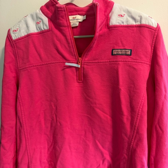 Vineyard Vines Tops - Vineyard Vines Pink Quarter Zip Pullover Women’s Large Blue Whale Logo Preppy